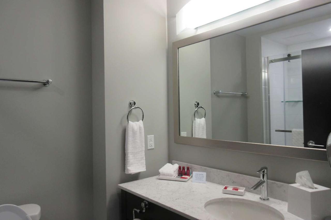 Best Western Premier Northwood Hotel Timmins Exterior foto