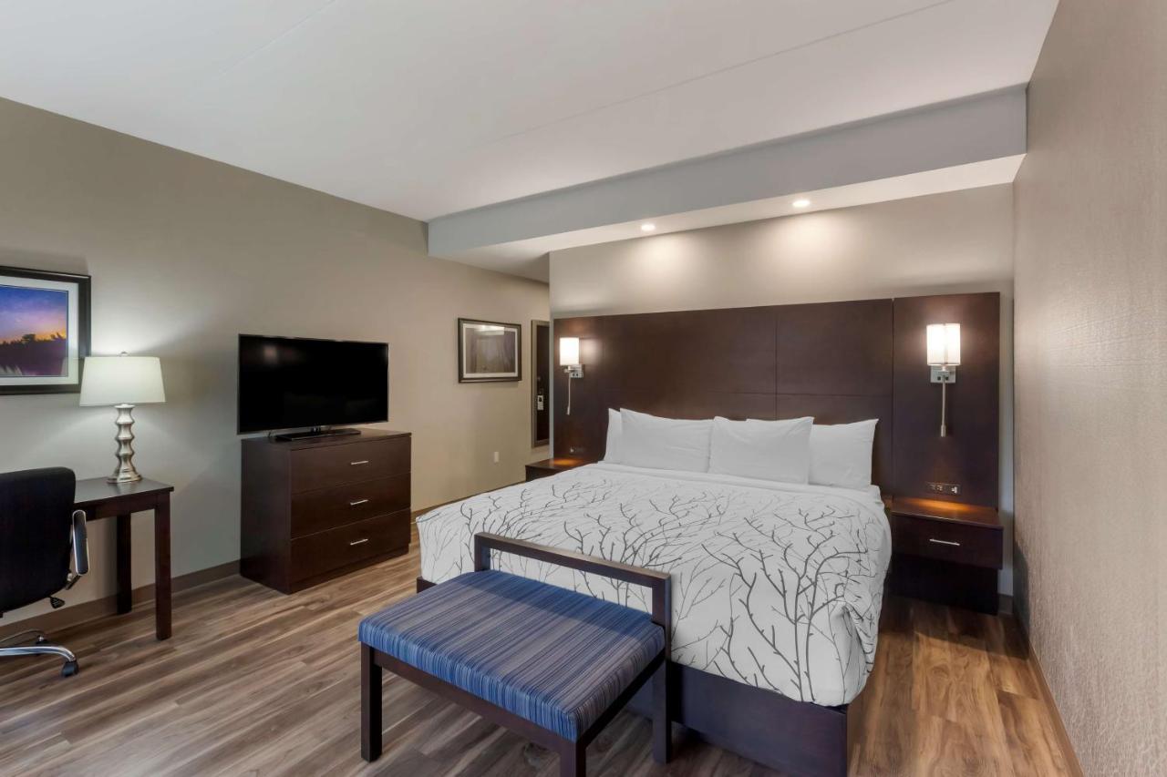 Best Western Premier Northwood Hotel Timmins Exterior foto